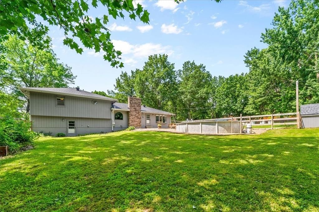 10304 Edgehill Drive — photo 31