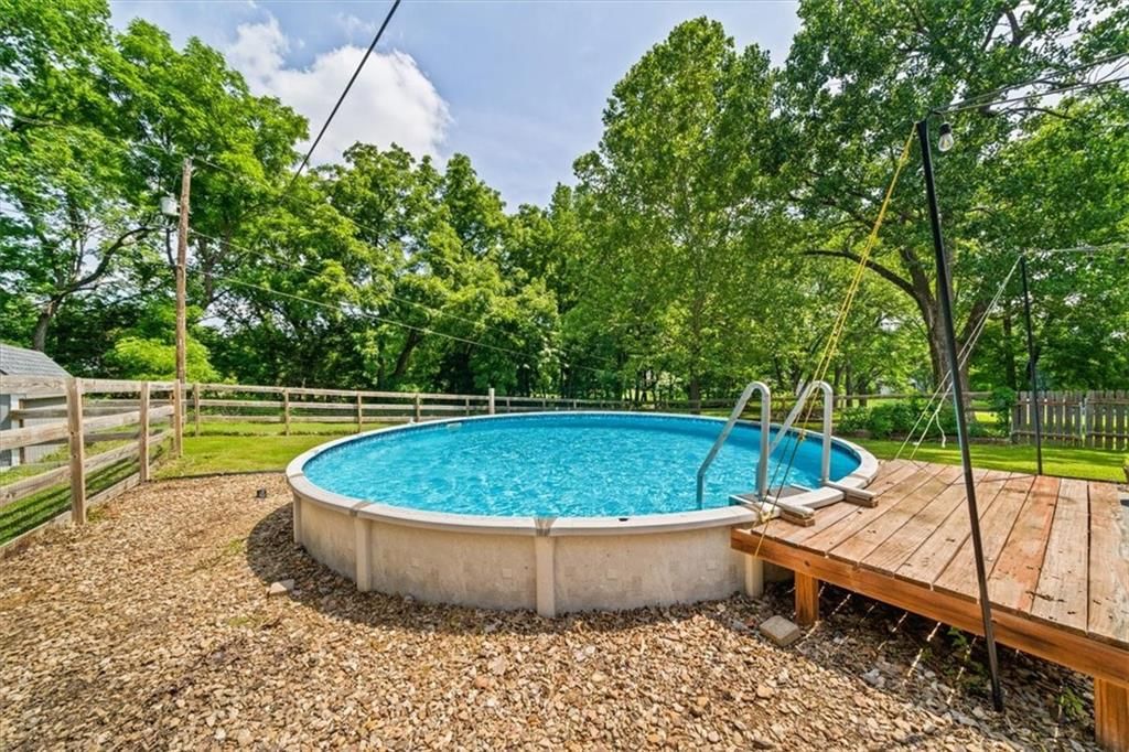 10304 Edgehill Drive — photo 34
