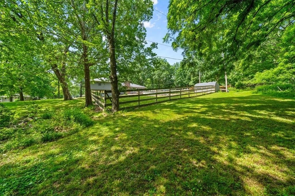 10304 Edgehill Drive — photo 37