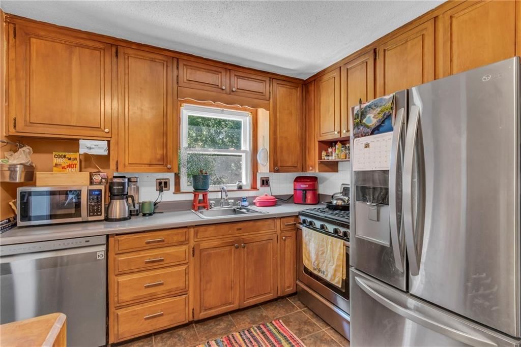 2401 NW 86TH Street — photo 9