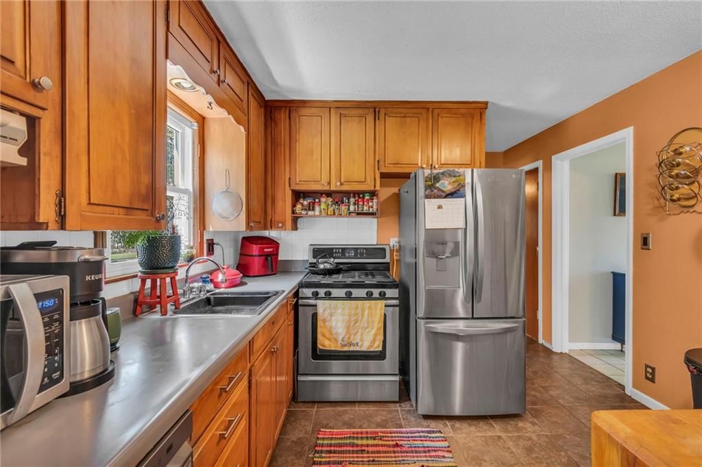 2401 NW 86TH Street — photo 10