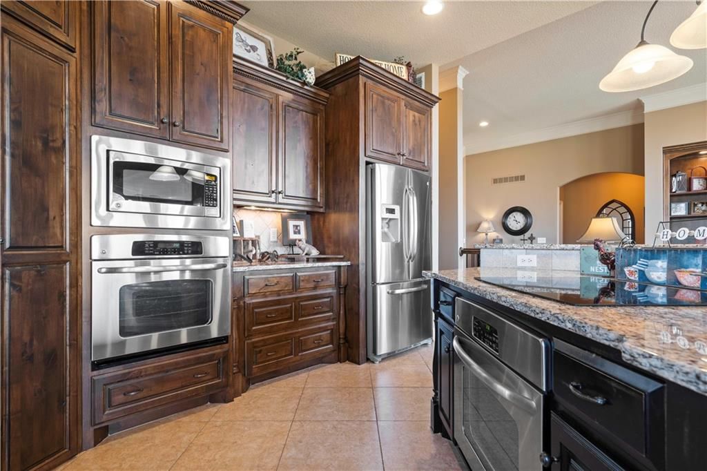 Photo 20 of 73 - 33106 E Stringtown Road