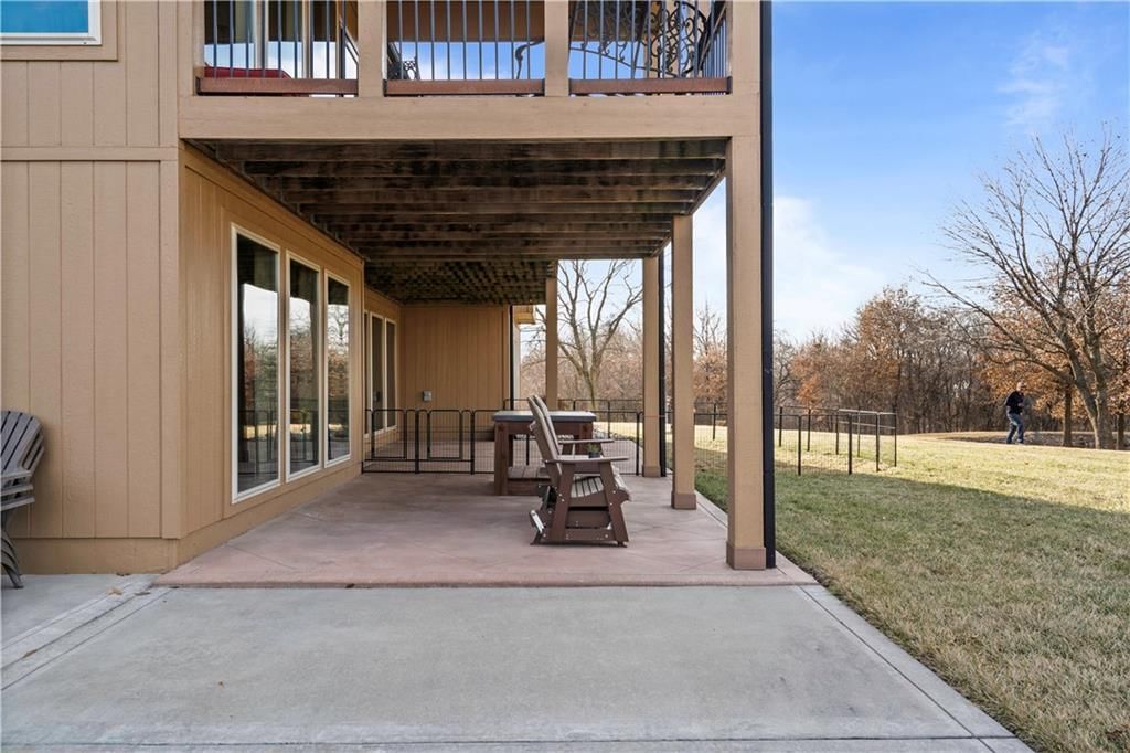 Photo 62 of 73 - 33106 E Stringtown Road