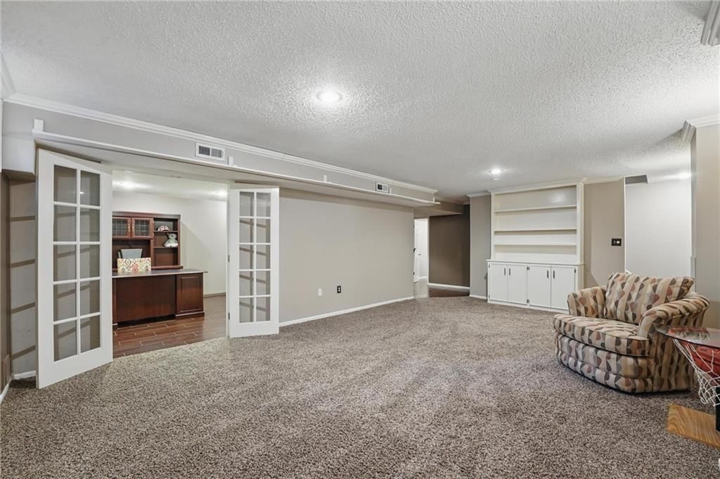 13906 Kaw Street — photo 32