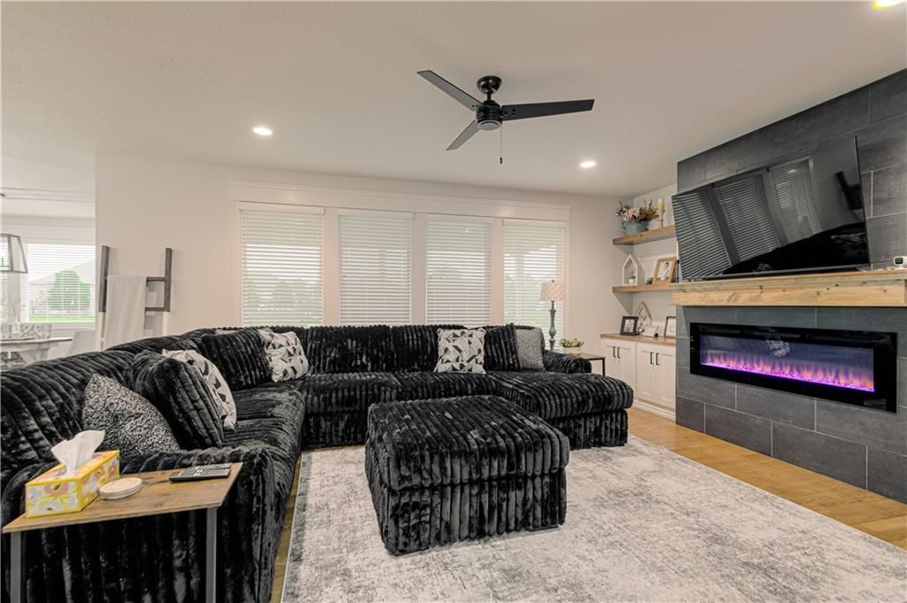Photo 7 of 52 - 2241 Foxtail Drive