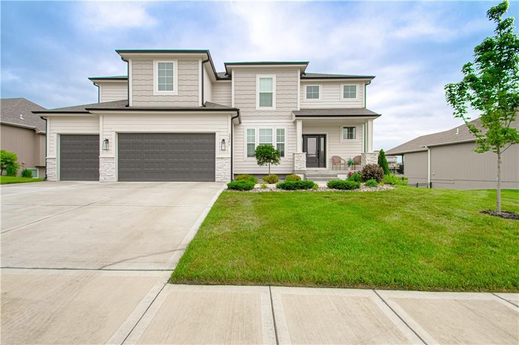 Photo 40 of 52 - 2241 Foxtail Drive