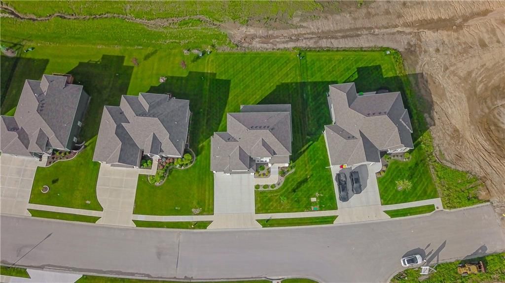 Photo 43 of 52 - 2241 Foxtail Drive