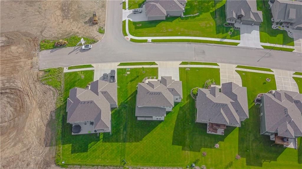 Photo 44 of 52 - 2241 Foxtail Drive