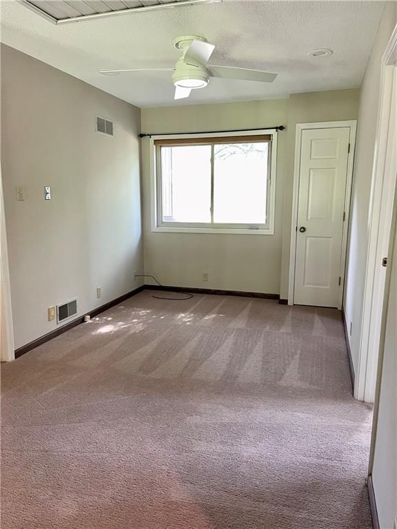 3140 Lakeview Circle — photo 6