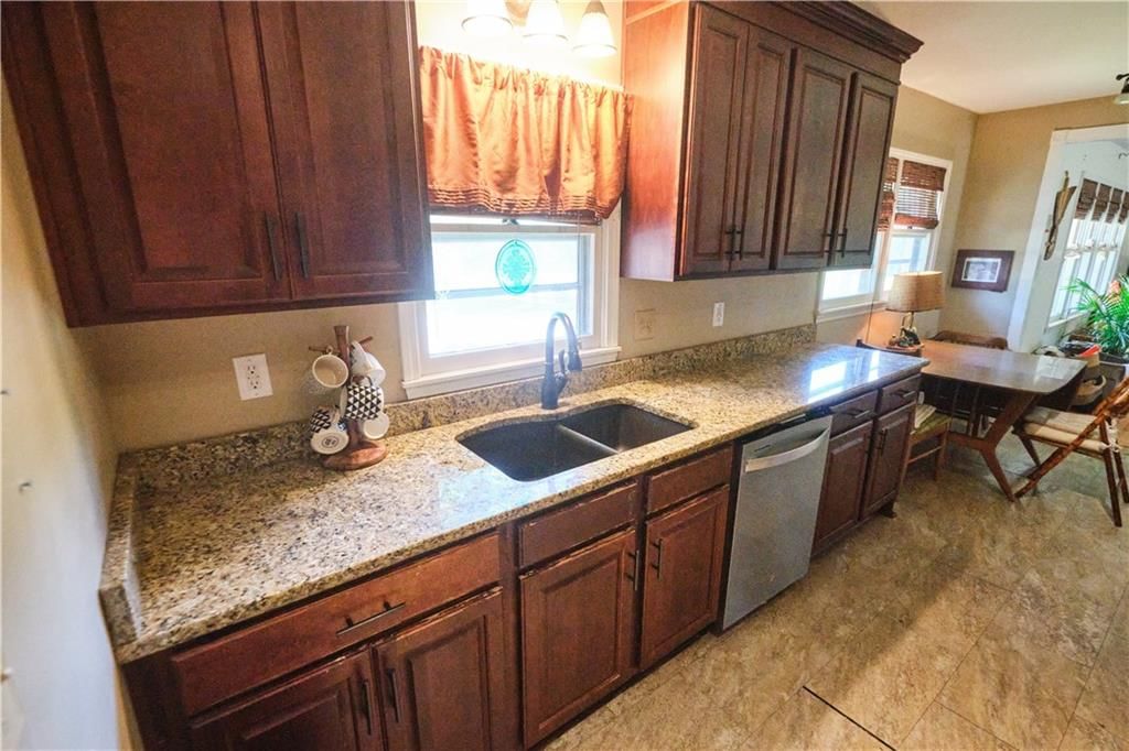 608 Sycamore Lane — photo 12