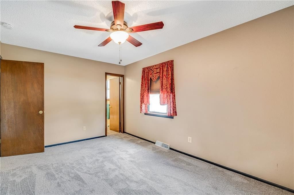 329 S Kendall Avenue — photo 17