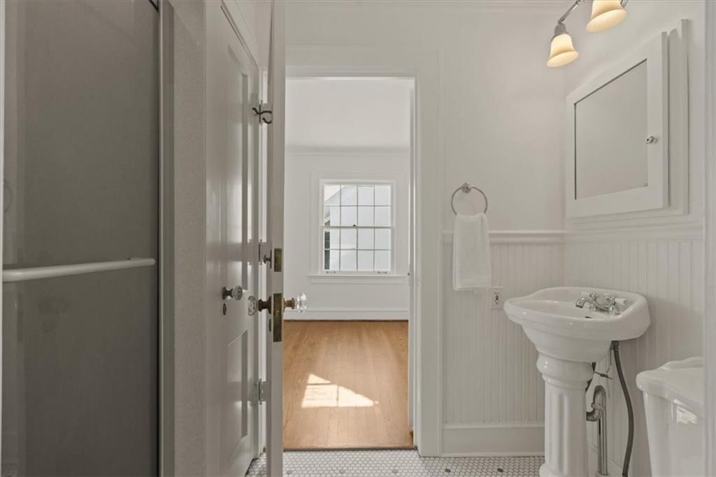 5427 Central Street — photo 28