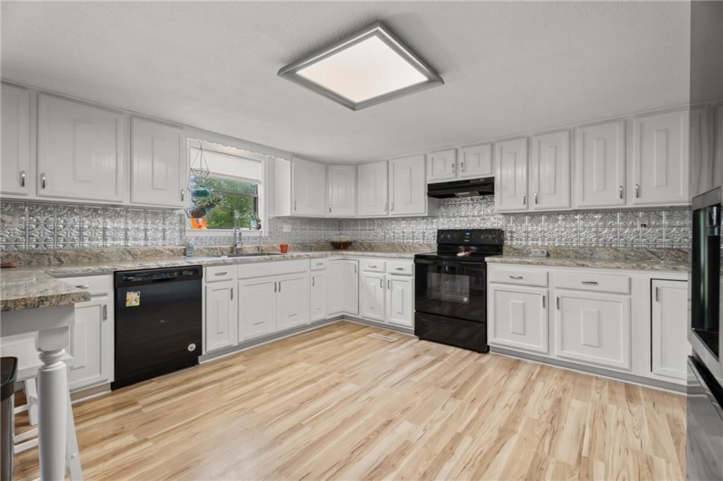 117 Fawnwood Drive — photo 11