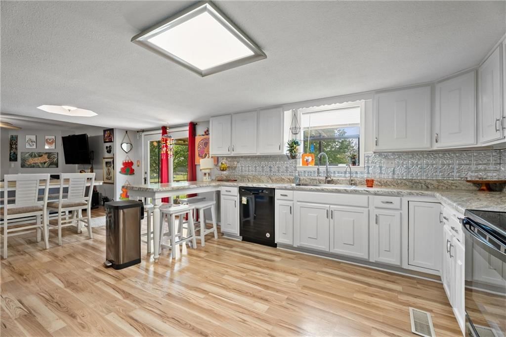 117 Fawnwood Drive — photo 12