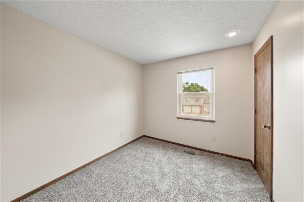 5414 Locust Avenue — photo 14