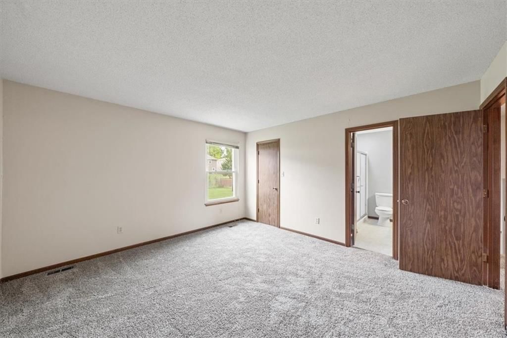 5414 Locust Avenue — photo 20