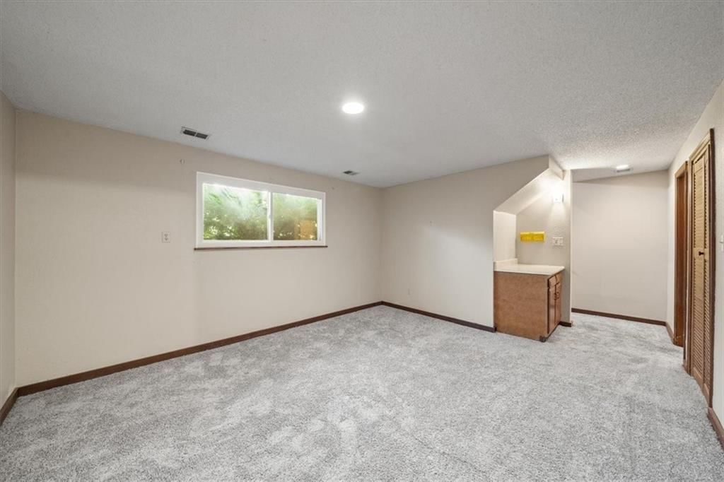5414 Locust Avenue — photo 26