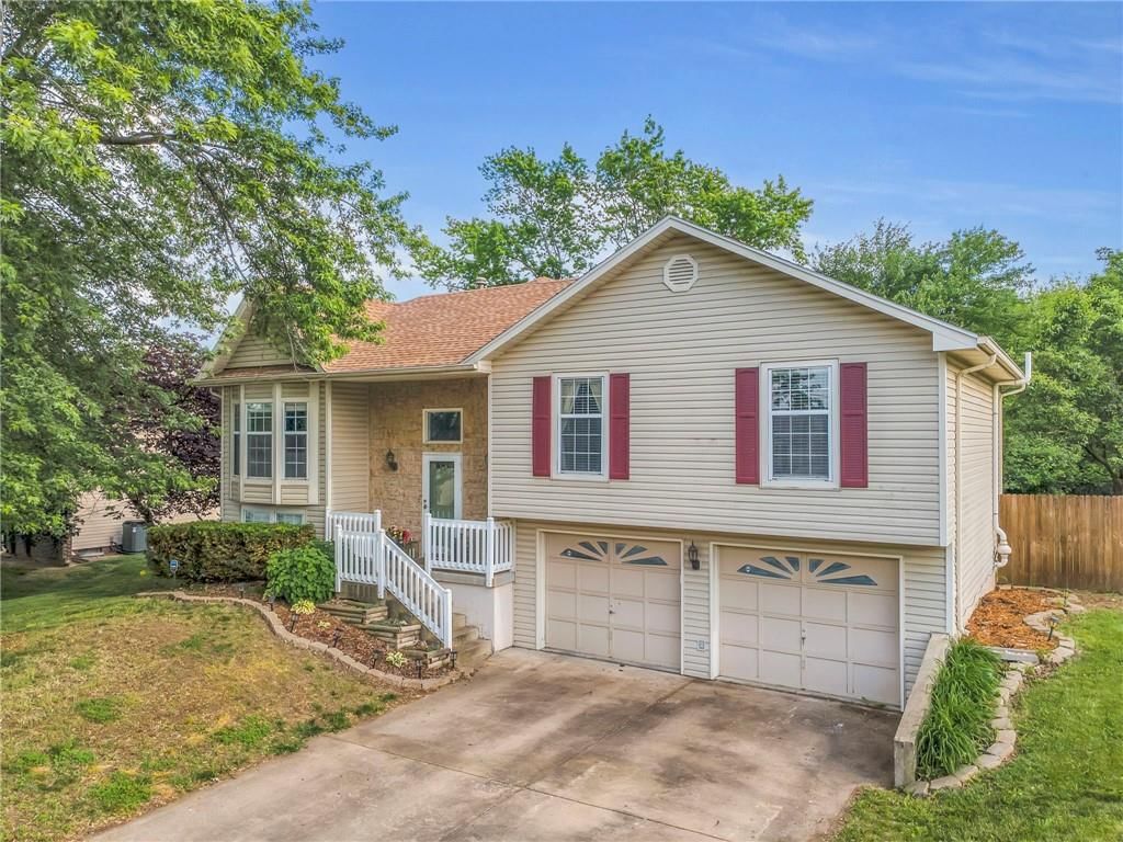 9225 W 47th Street — photo 3