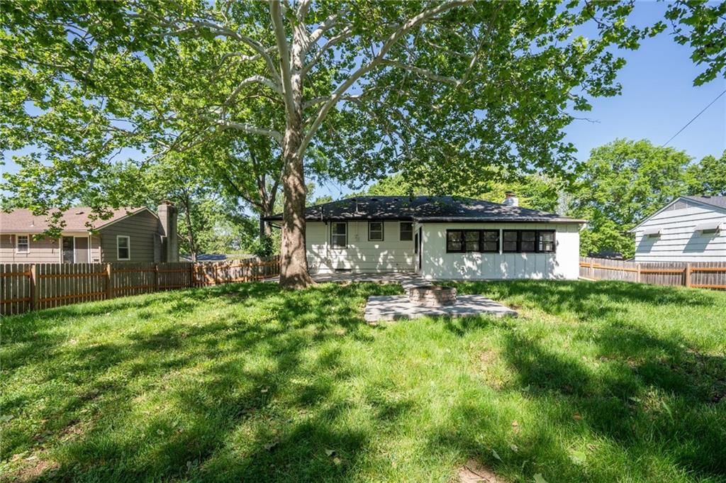 8803 Marty Lane — photo 34