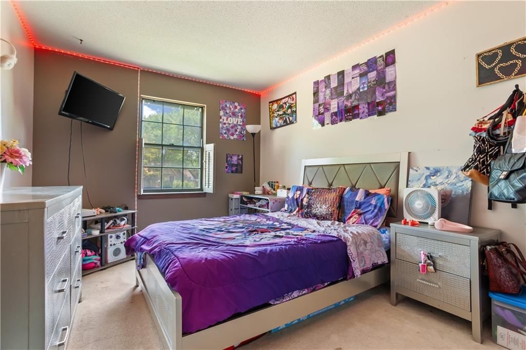 9950 N Charlotte Street — photo 21