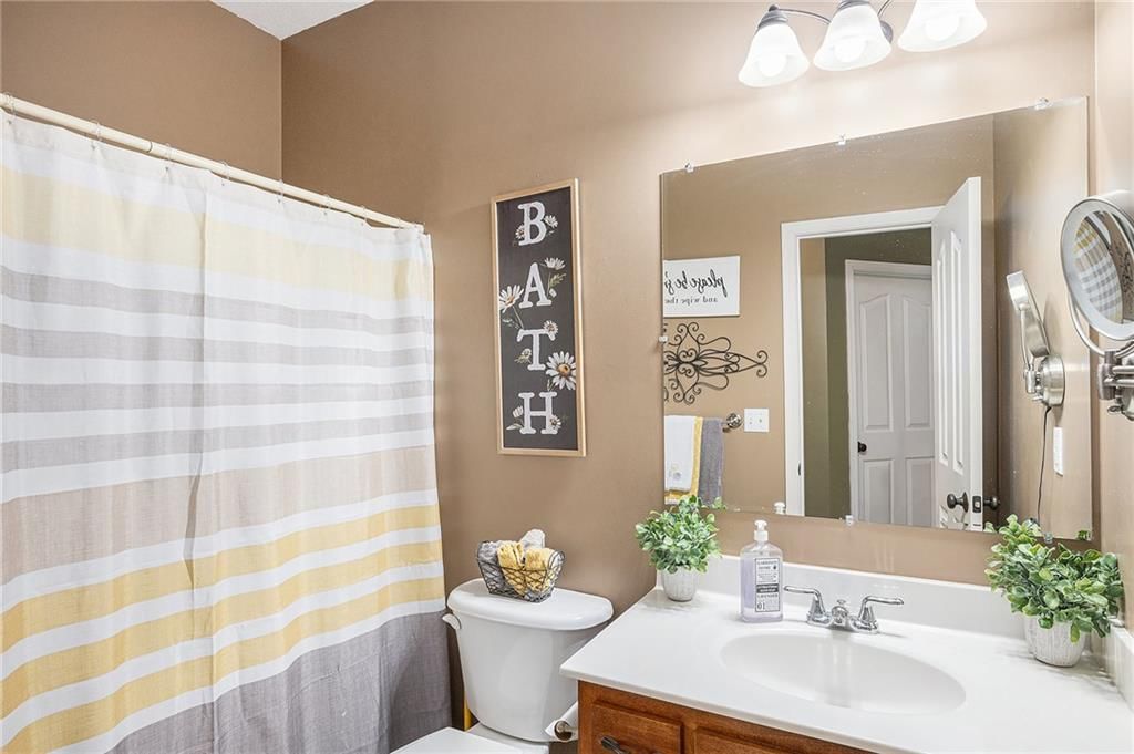 11028 N Tullis Court — photo 23