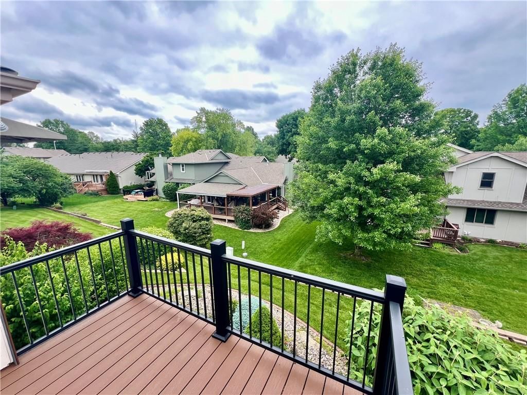 613 NW Alexa Lane — photo 9
