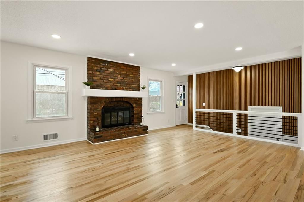 9408 Goddard Street — photo 7