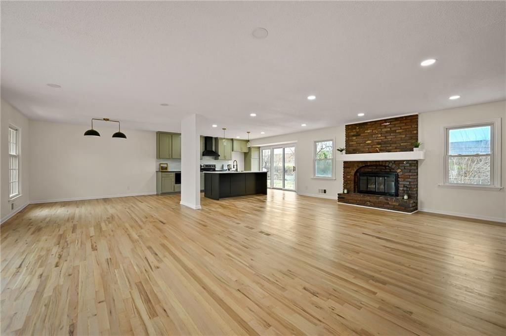 9408 Goddard Street — photo 9