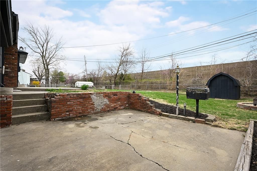 9408 Goddard Street — photo 26