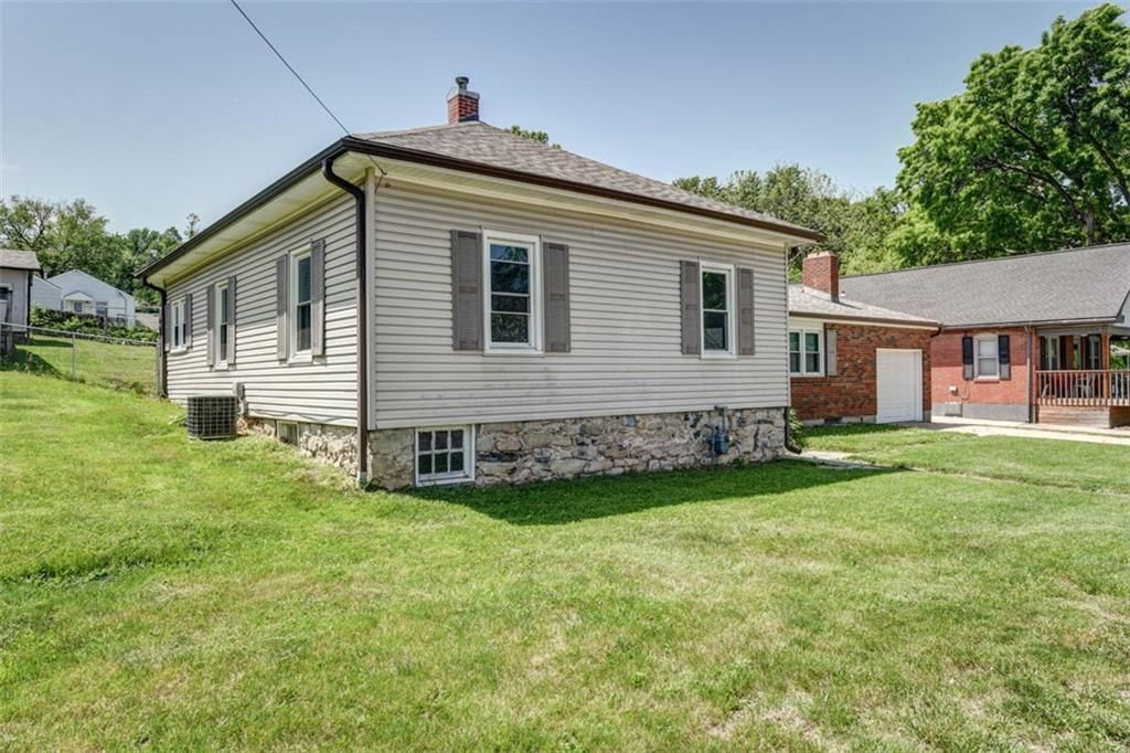 11227 GILL Street — photo 28