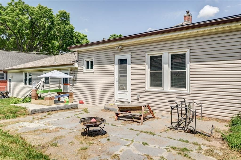 11227 GILL Street — photo 41