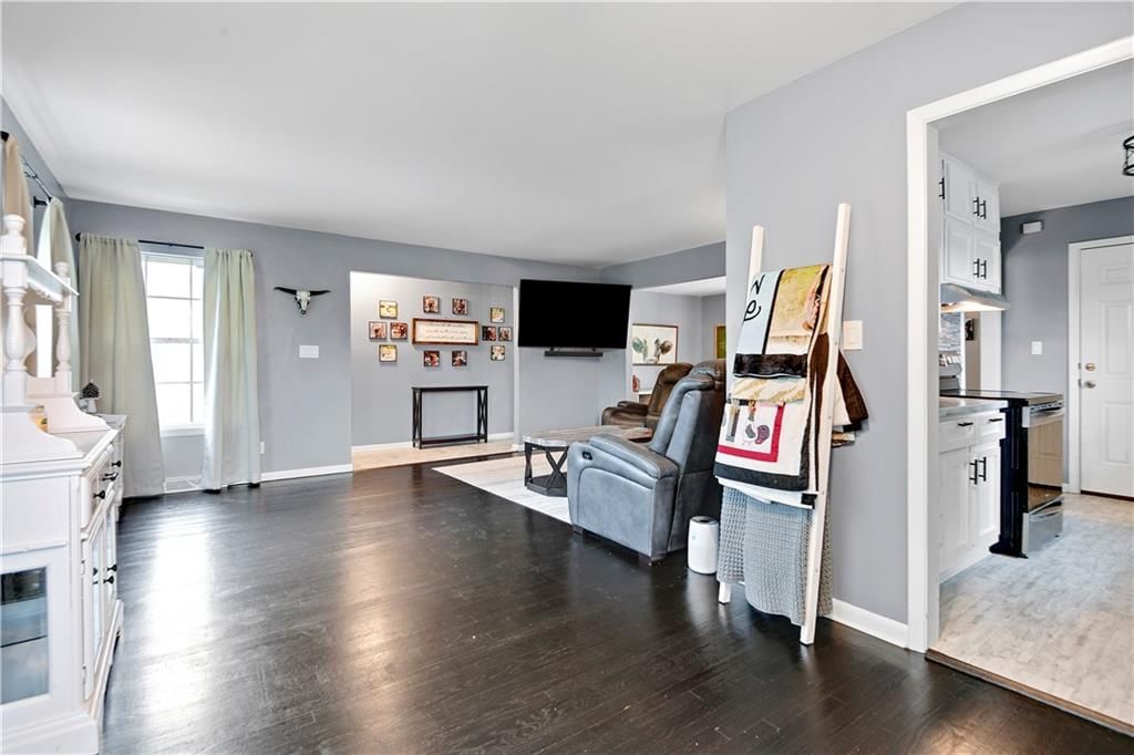 11228 Jackson Avenue — photo 9
