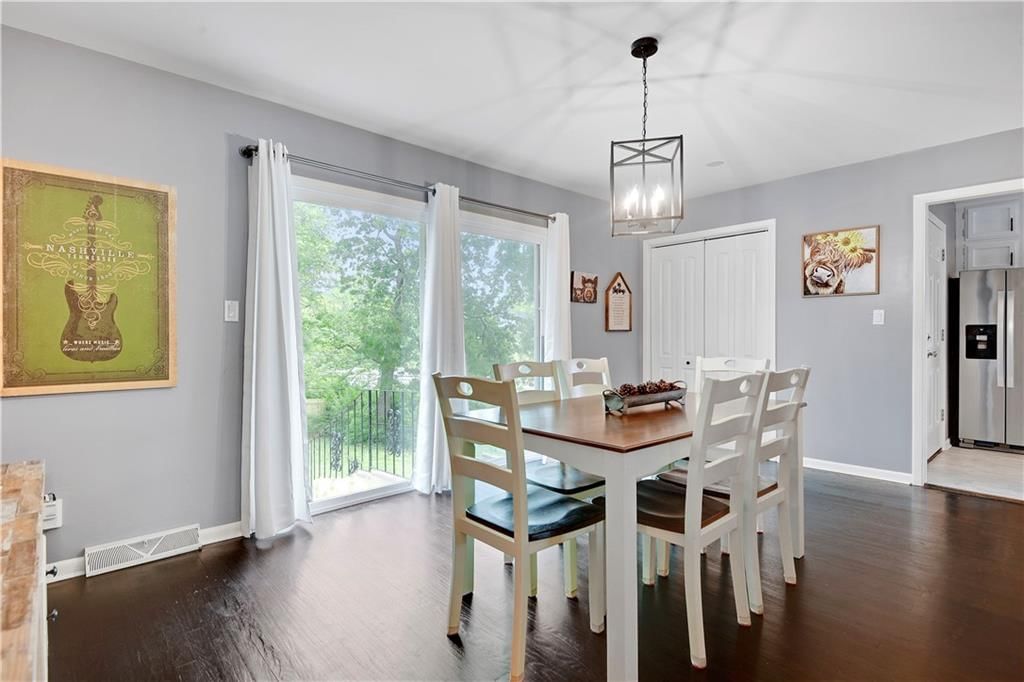 11228 Jackson Avenue — photo 12