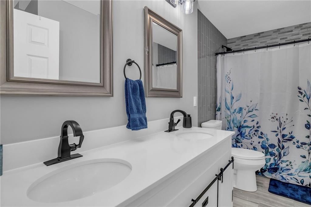 835 N 83rd Drive — photo 16