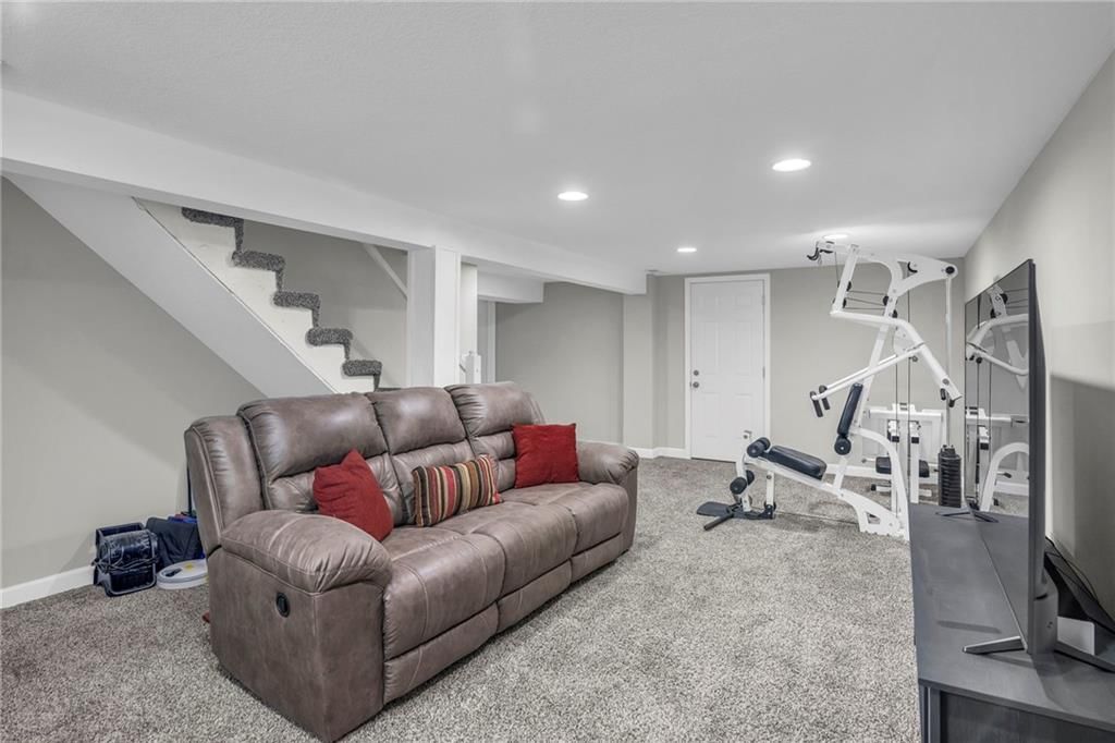 835 N 83rd Drive — photo 22