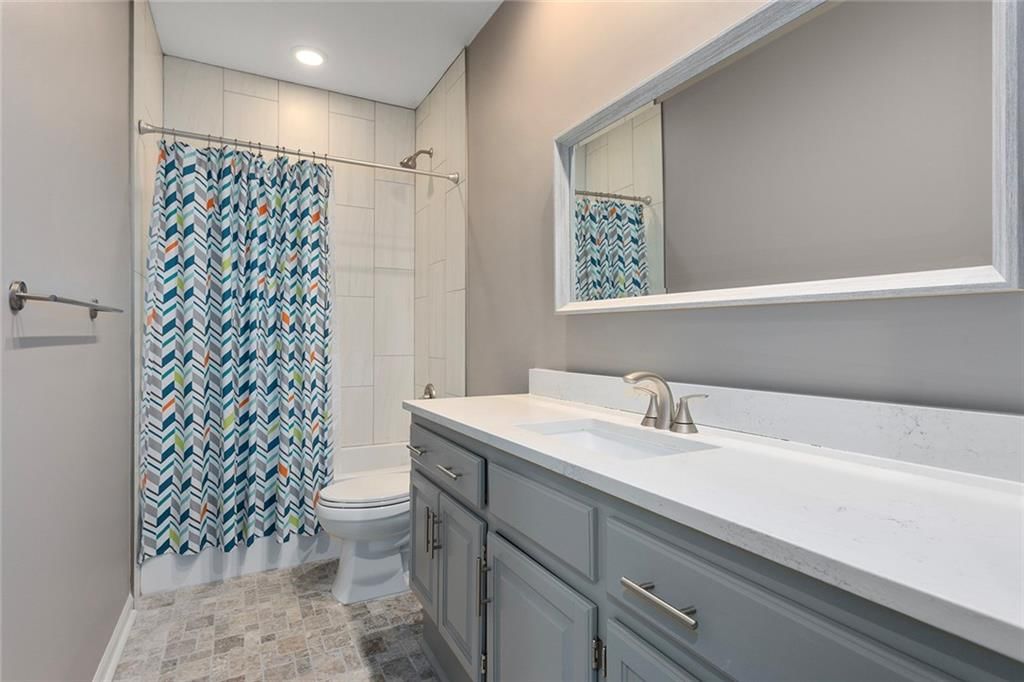 5220 NW Bluff Drive — photo 32