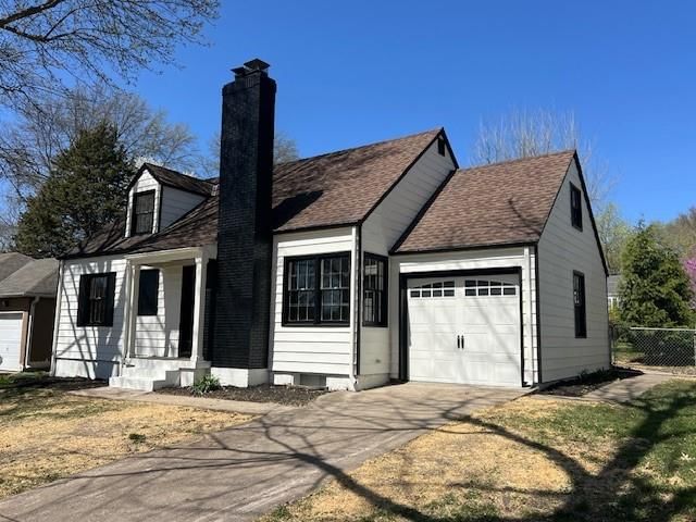 1420 W Scott Place — photo 2