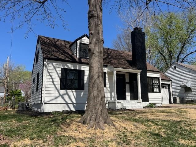 1420 W Scott Place — photo 3
