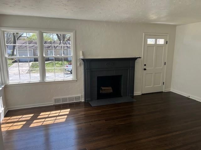 1420 W Scott Place — photo 10