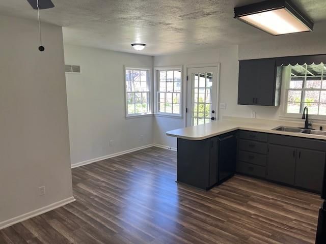 1420 W Scott Place — photo 16