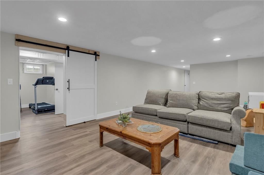 11912 Ensley Lane — photo 34