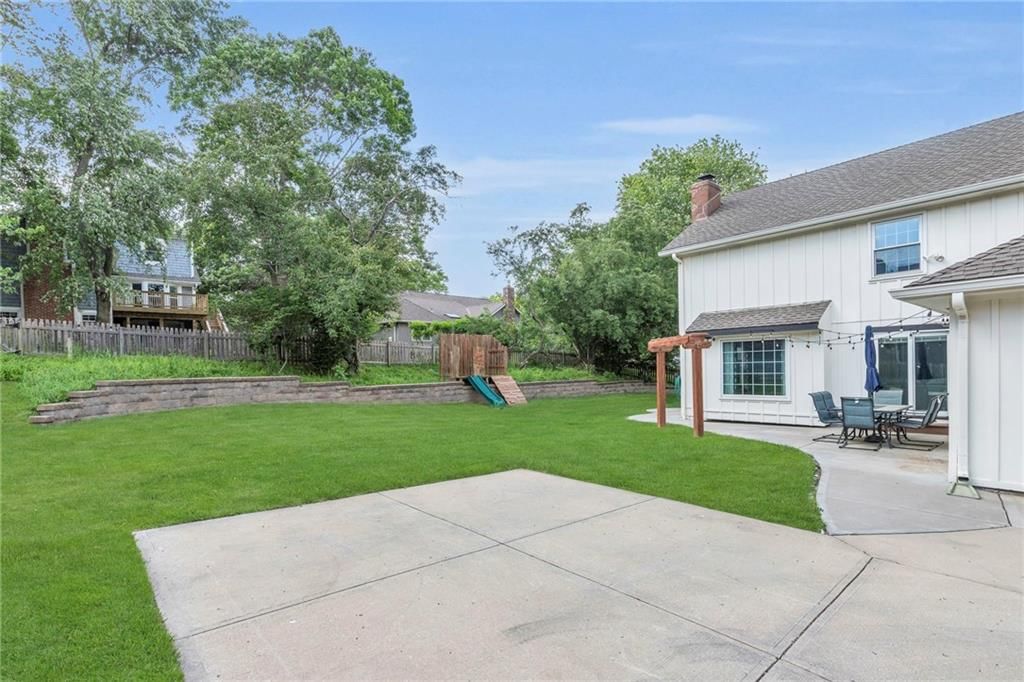 11912 Ensley Lane — photo 38