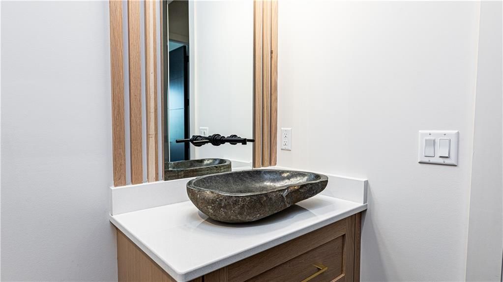 2504 W 177th Street — photo 17