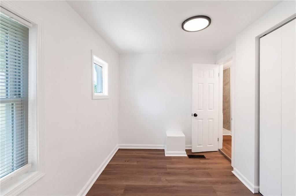 Photo 8 of 21 - 228 N 26th Street