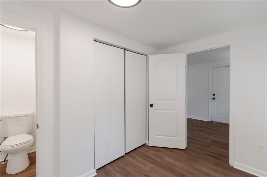 Photo 9 of 21 - 228 N 26th Street