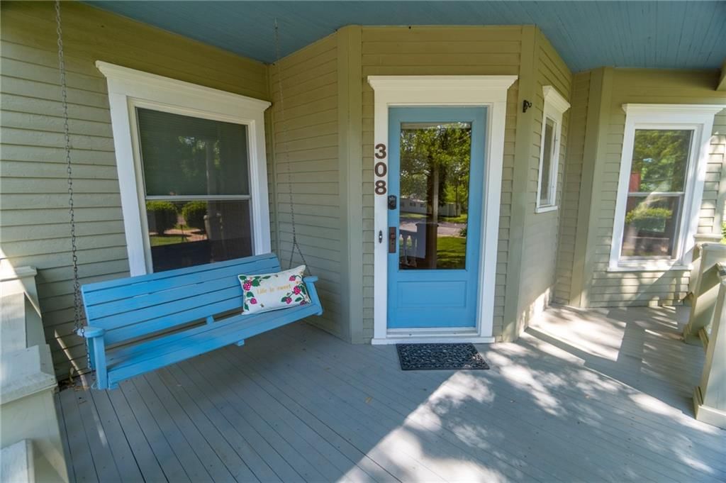 308 S Hughes Street — photo 6