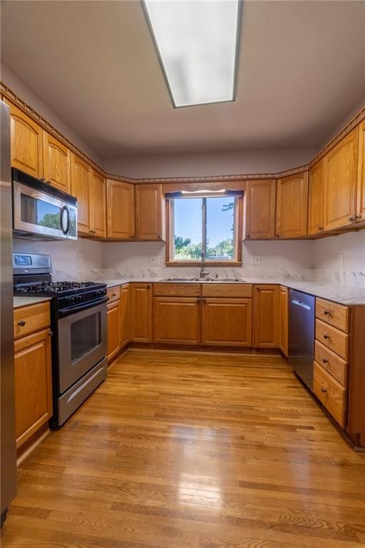 308 S Hughes Street — photo 34