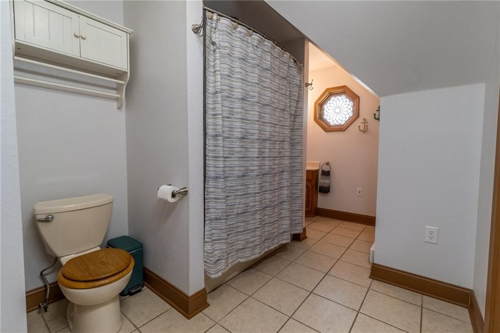 308 S Hughes Street — photo 51