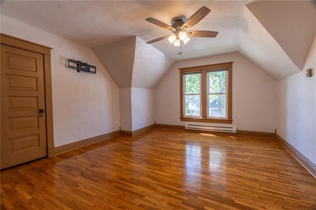 308 S Hughes Street — photo 54