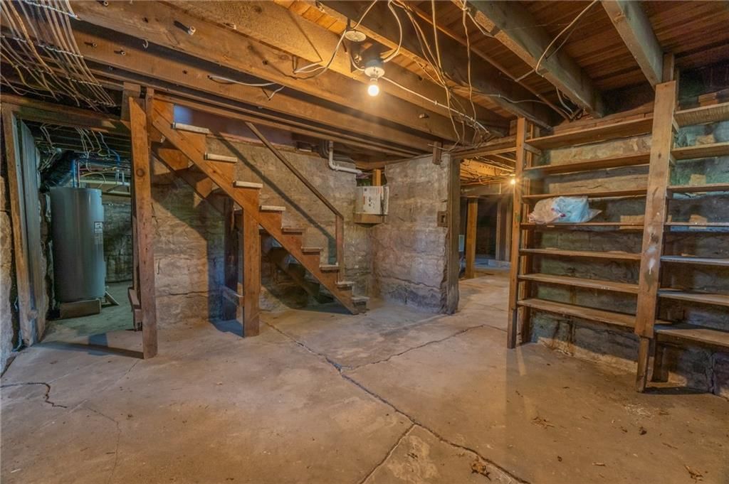 308 S Hughes Street — photo 59